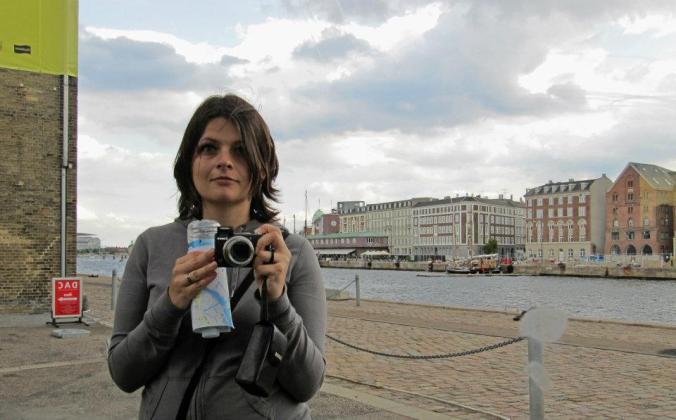 Par contre, c’est juste compliqué d’avoir des photos de soi quand tu voyages solo qui ne soient pas des selfies ou des reflets dans le miroir!